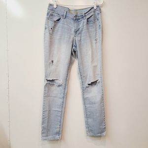 Old Navy Jeans Sweetheart Light Wash Distressed Knee Denim Size 8
